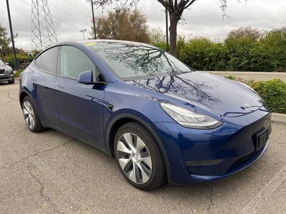 TESLA MODEL Y 2020 5YJYGDEE0LF013590 image TESLA MODEL Y 2020 5YJYGDEE0LF013590 image